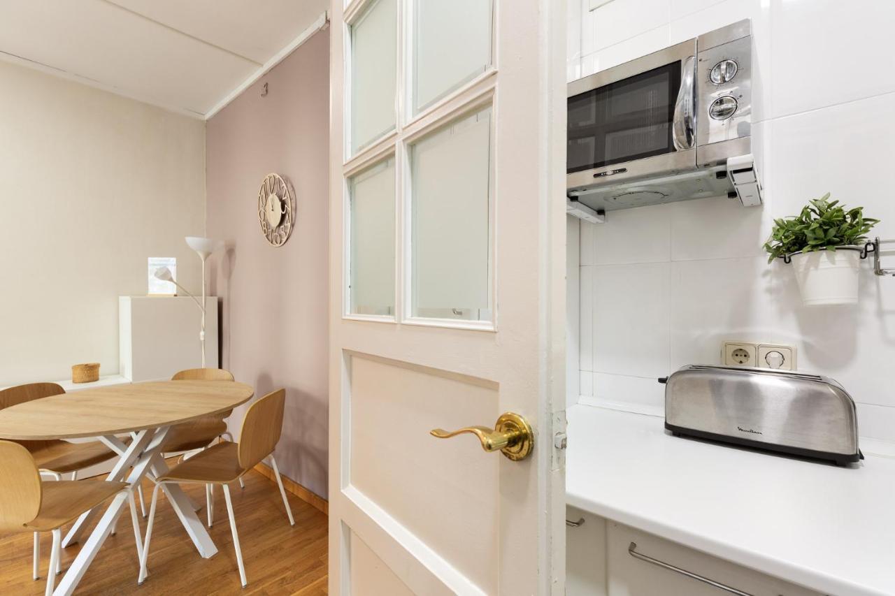 Stay U-Nique Apartments Consell Барселона Екстериор снимка